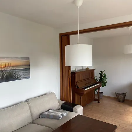 Holiday home Wohnhaus In Luetetsburg